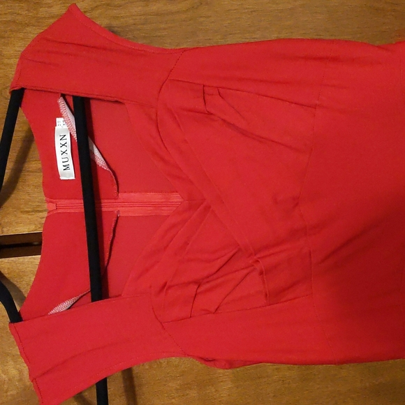 Retro Red Swing Dress - Picture 2 of 3